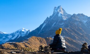 Nature immersion and guided meditation in the Himalayas