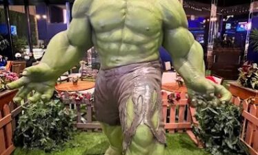 Hulk statue attraction at IMG Worlds of Adventure indoor theme park